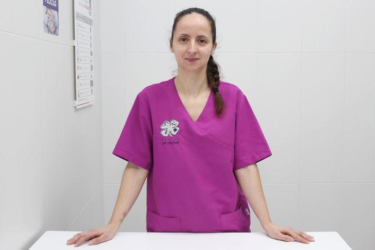 Clínica Veterinaria La Fauna Auxiliar clínica veterinaria